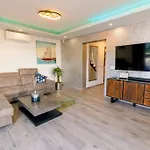 Luxury Stocia With Swimming Pool, Sauna And Jacuzzi In A Peaceful Location In Vikendica *