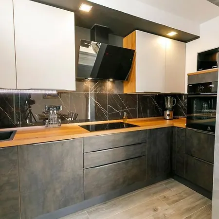 Luxury Stocia With Swimming Pool, Sauna And Jacuzzi In A Peaceful Location In Holiday home *