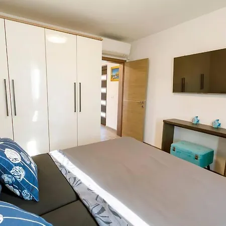 Holiday home Luxury Stocia With Swimming Pool, Sauna And Jacuzzi In A Peaceful Location In