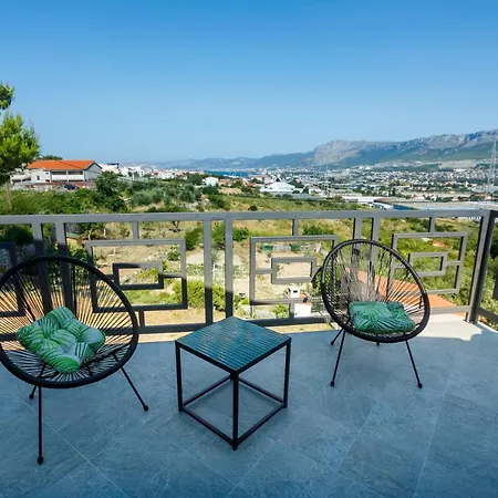 Luxury Stocia With Swimming Pool, Sauna And Jacuzzi In A Peaceful Location In