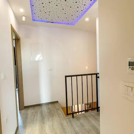 Luxury Stocia With Swimming Pool, Sauna And Jacuzzi In A Peaceful Location In