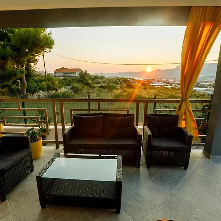 Luxury Stocia With Swimming Pool, Sauna And Jacuzzi In A Peaceful Location In Holiday home *