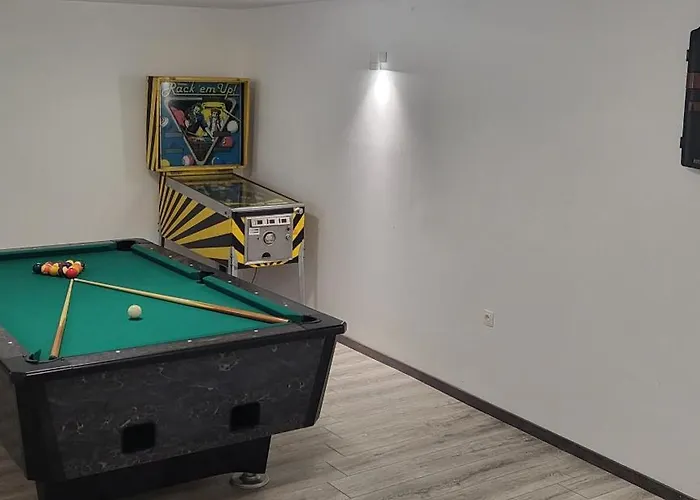 Luxury Stocia With Swimming Pool, Sauna And Jacuzzi In A Peaceful Location In