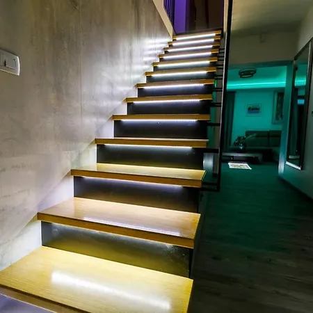 Luxury Stocia With Swimming Pool, Sauna And Jacuzzi In A Peaceful Location In Casa de Férias *