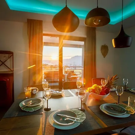 Luxury Stocia With Swimming Pool, Sauna And Jacuzzi In A Peaceful Location In * Split