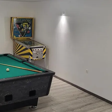 Luxury Stocia With Swimming Pool, Sauna And Jacuzzi In A Peaceful Location In